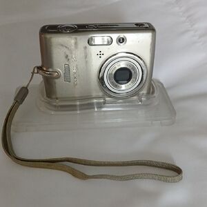 Nikon COOLPIX L 11